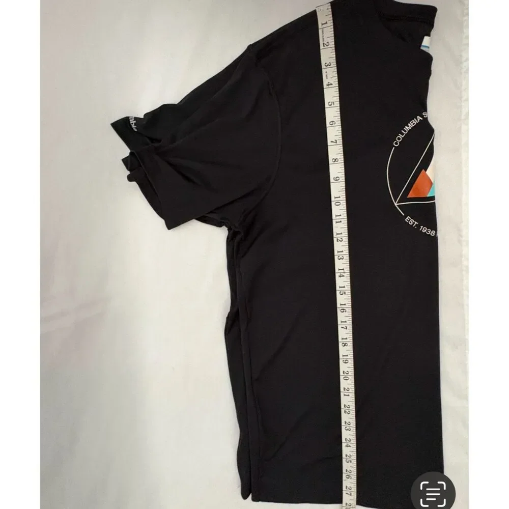 Columbia Black Tee Shirt Size XL Graphic T Shirt Classic Sportswear Short Sleeve